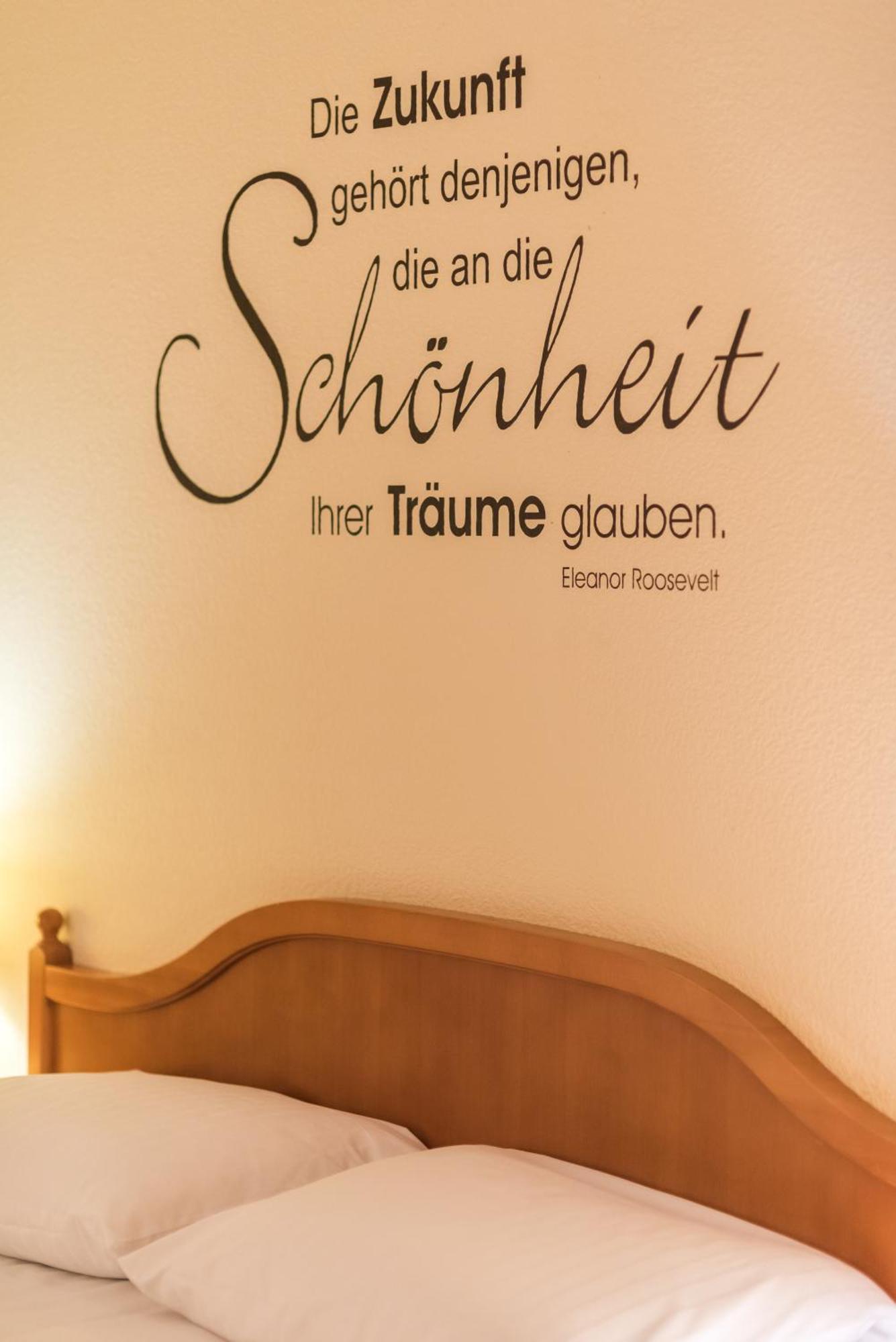 Trihotel Rostock - Wellnesshotel Adults Only الغرفة الصورة